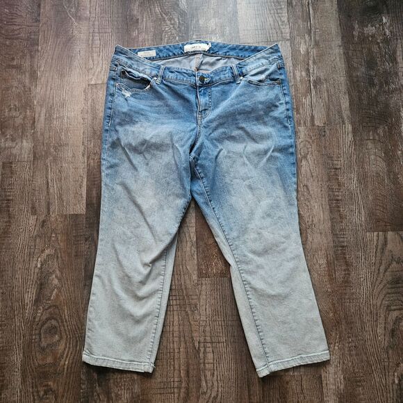 Torrid Ombre Skinny Capri - Picture 1 of 3